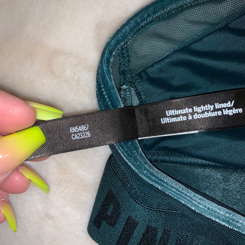 NWOT vs pink velvet sports bra - Picture 10 of 16